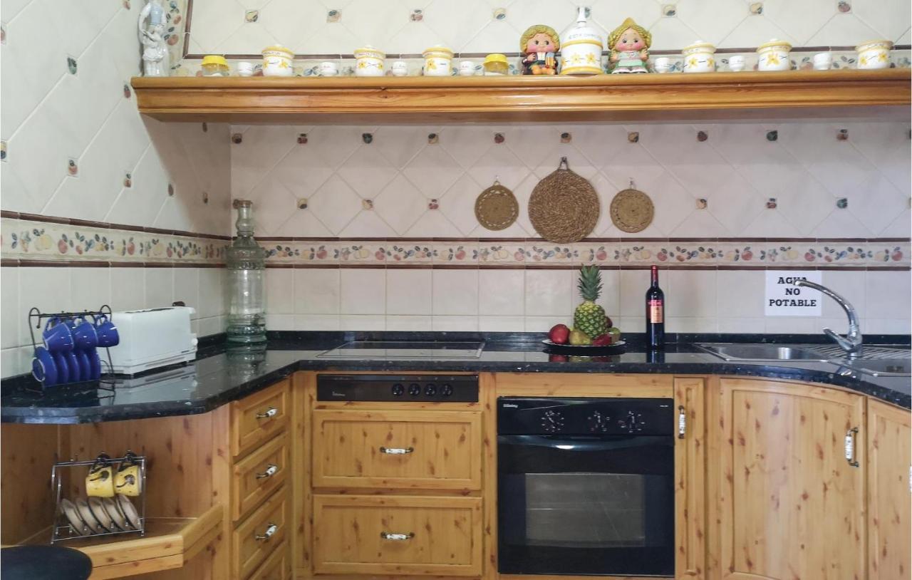 Pet Friendly Home In Olvera With Kitchen Eksteriør bilde