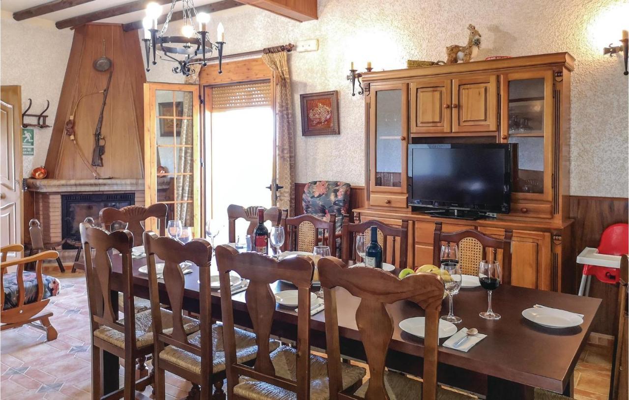 Pet Friendly Home In Olvera With Kitchen Eksteriør bilde