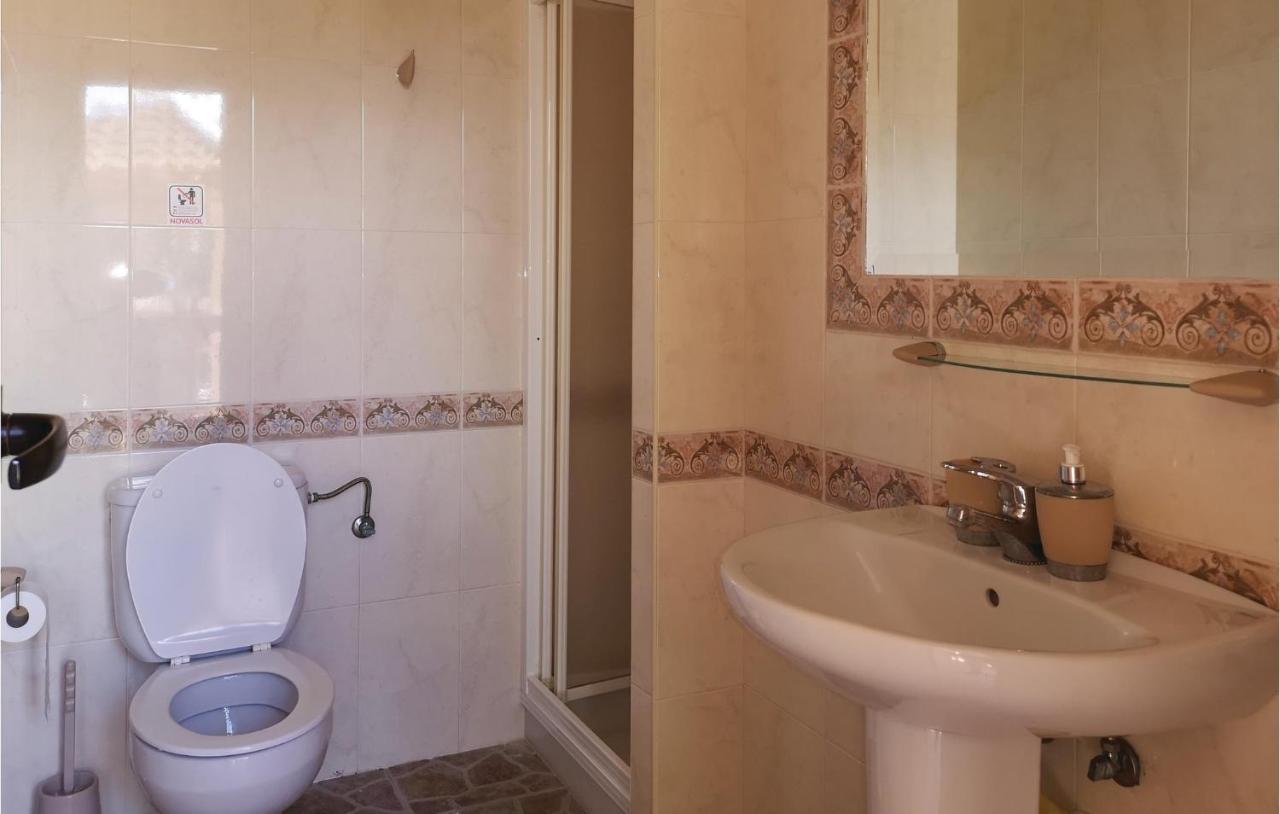 Pet Friendly Home In Olvera With Kitchen Eksteriør bilde