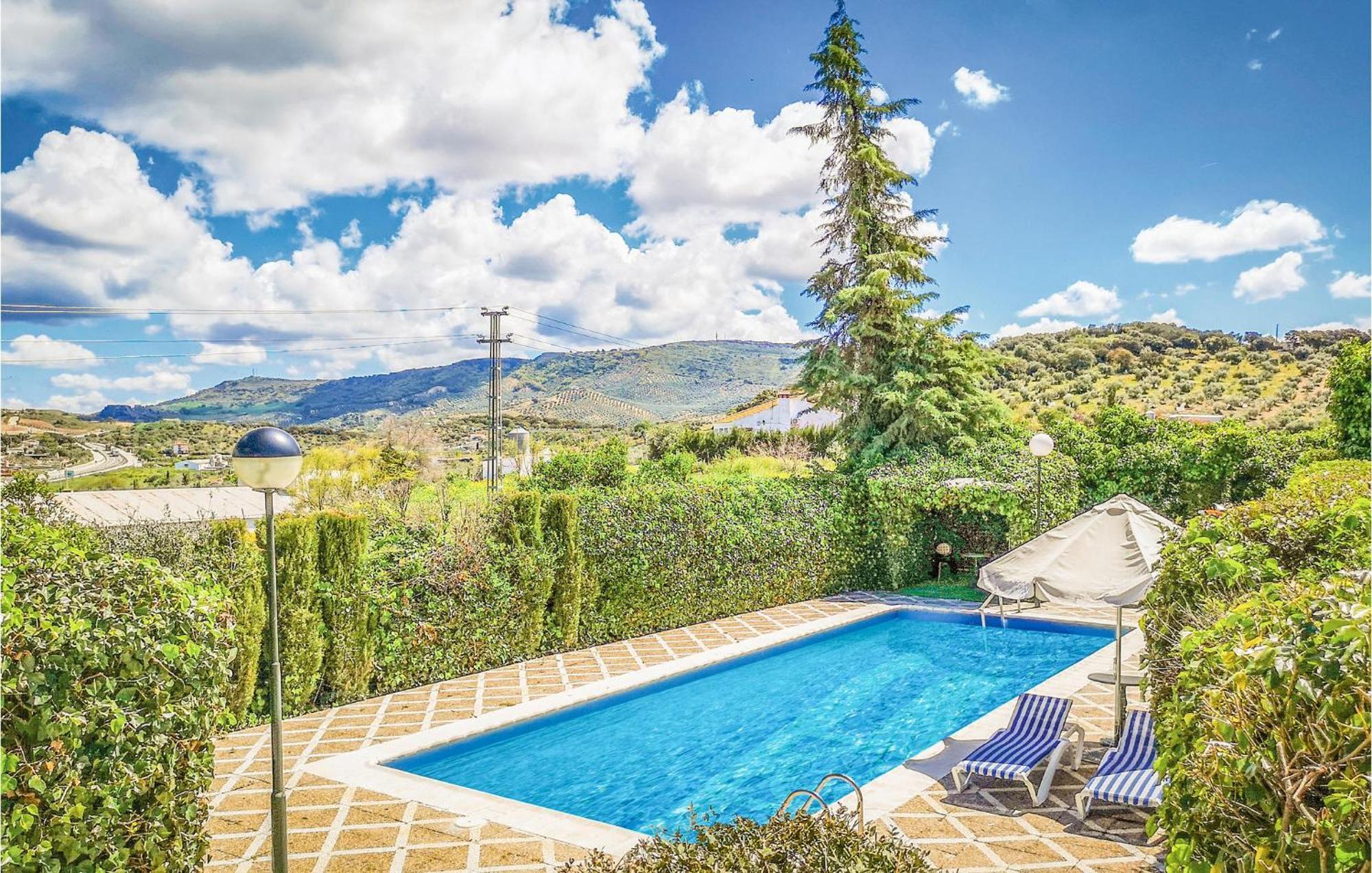 Pet Friendly Home In Olvera With Kitchen Eksteriør bilde